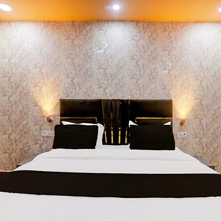 Super Hotel O Raas Plaza Kanpur Exterior photo