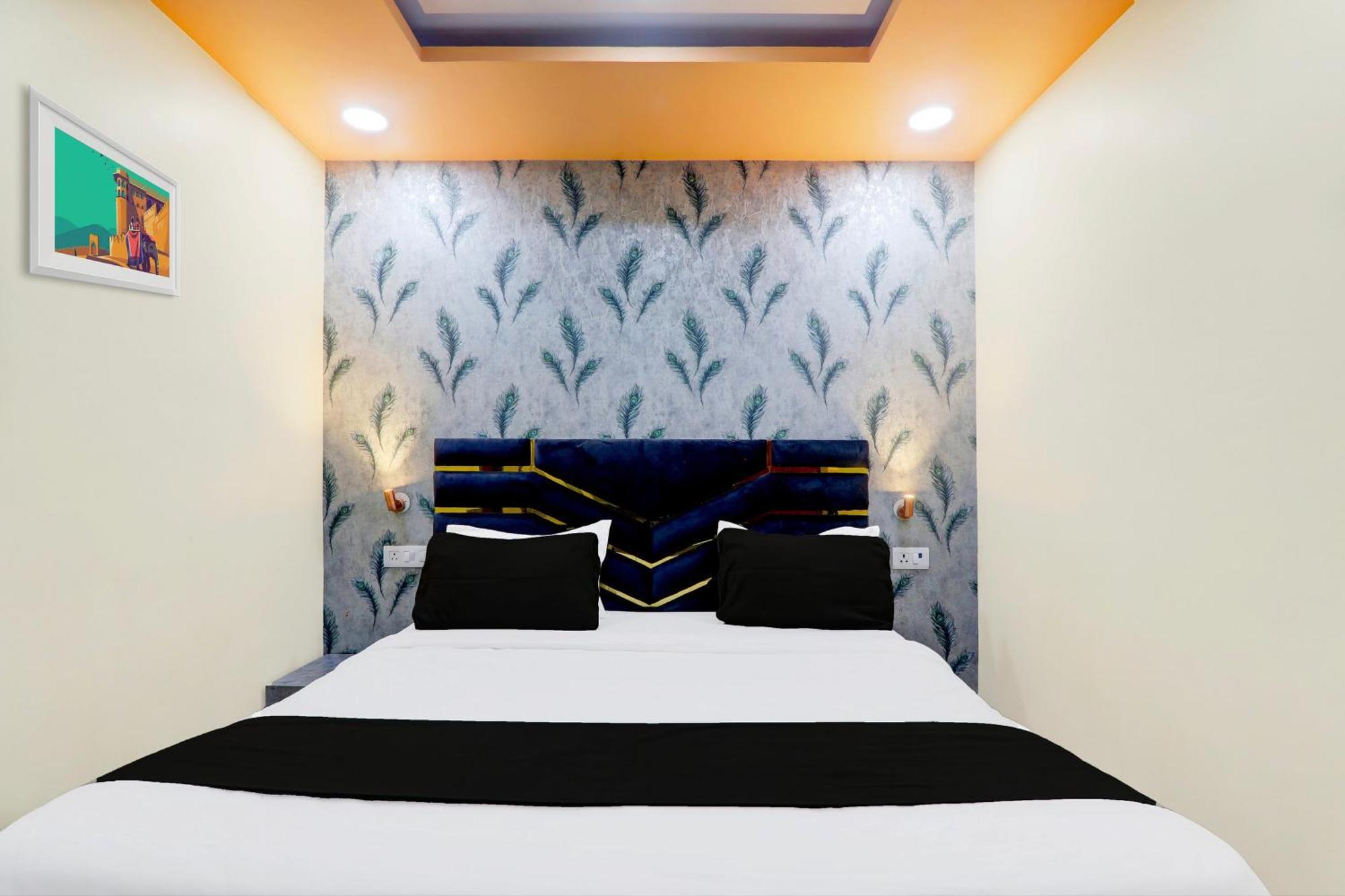 Super Hotel O Raas Plaza Kanpur Exterior photo